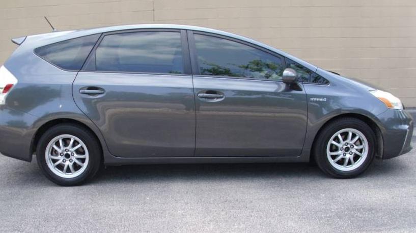 TOYOTA PRIUS V 2012 JTDZN3EU2C3111710 image